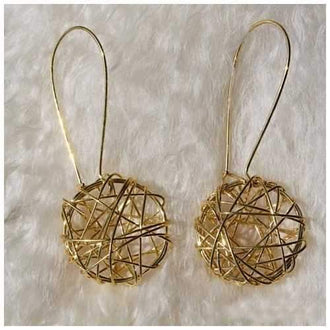 Wrapped in Harmony And Simplicity The Retro Style 2 Pairs Of Heart and Circle Earrings