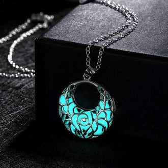 Fluorescent Fashion Hollow out Pendant Light Round Necklace-ALLOY - Apple Slice 1pc