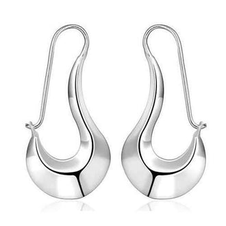 MOON DANCE Silver Crescent Earrings