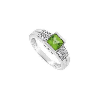 Peridot and Diamond Ring : 14K White Gold - 1.50 CT TGW