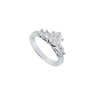 Diamond Engagement Ring : Platinum - 1.00 CT Diamonds