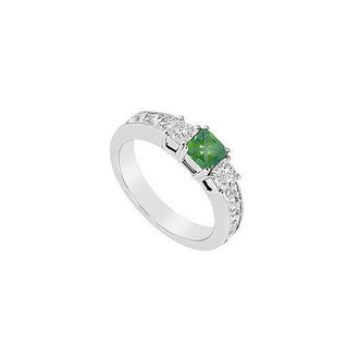 Emerald and Diamond Ring : 14K White Gold - 1.00 CT TGW