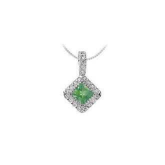 Emerald and Diamond Pendant : 14K White Gold - 0.75 CT TGW