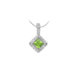 Peridot and Diamond Pendant : 14K White Gold - 0.75 CT TGW