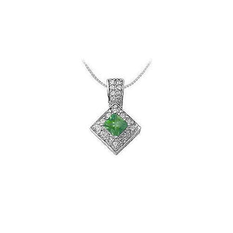 Emerald and Diamond Pendant : 14K White Gold - 0.75 CT TGW