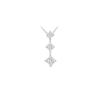 Princess Diamond Pendant : 14K White Gold - 0.25 CT Diamonds