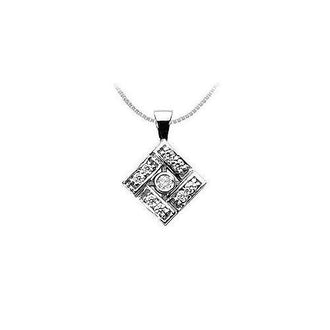 Diamond Pendant : 14K White Gold - 0.50 CT Diamonds