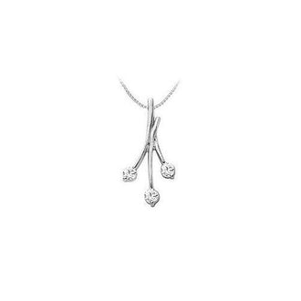 Diamond Pendant : 14K White Gold - 0.30 CT Diamonds